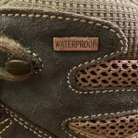 Vasque Kids’ Breeze lll Ultra Dry Waterproof Hiking Boots - Picture 7 of 7
